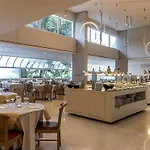 King Saron Hotel