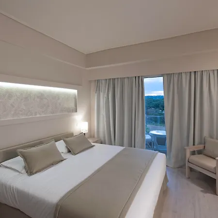 King Saron Hotel 4*